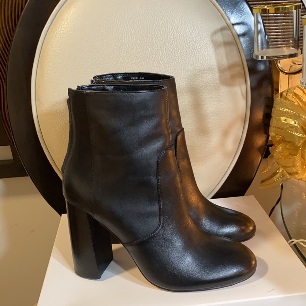 Beautiful French connection boots fairly used.